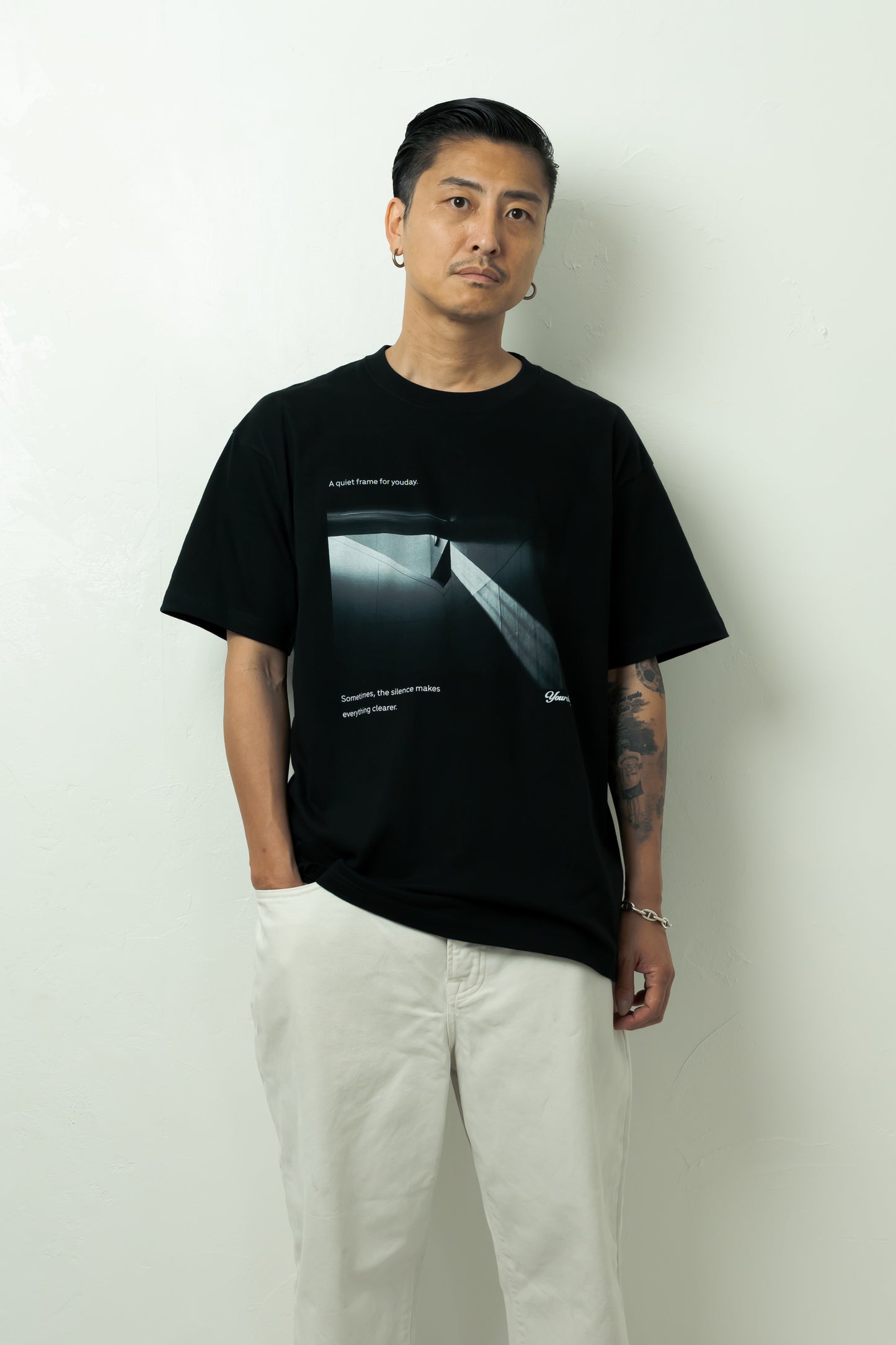 [PRE-ORDER] LIGHT TEE