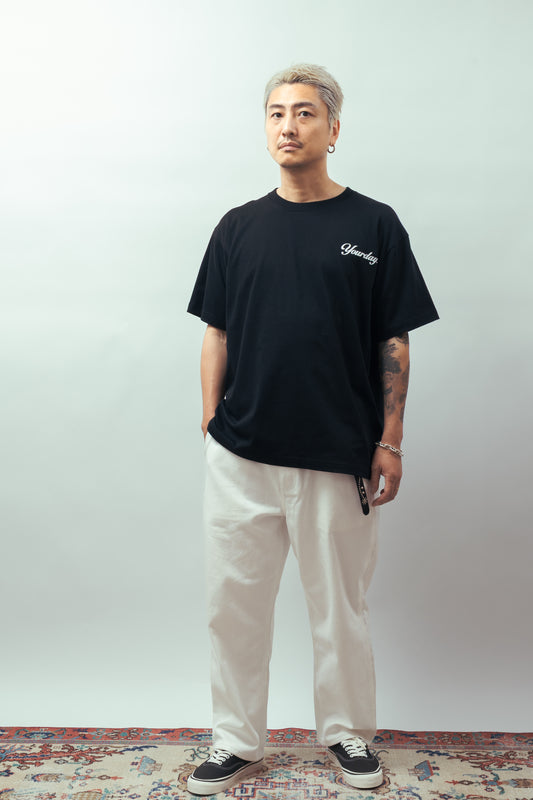 SIGNATURE TEE (BLACK)