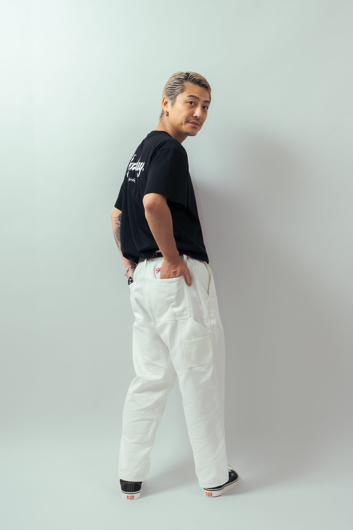 [PRE-ORDER] AFTERGLOW PANTS (WHITE)