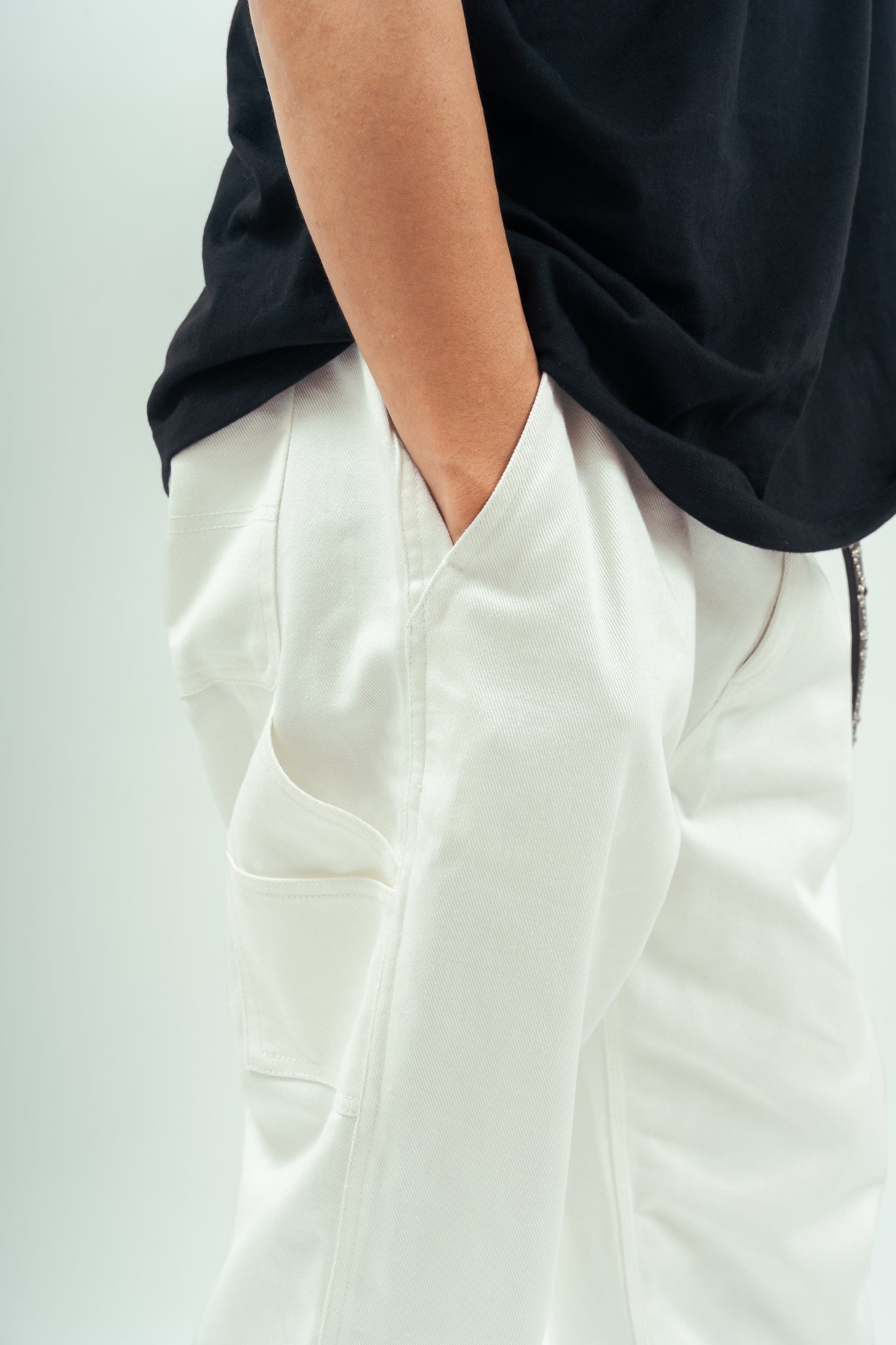 [PRE-ORDER] AFTERGLOW PANTS (WHITE)